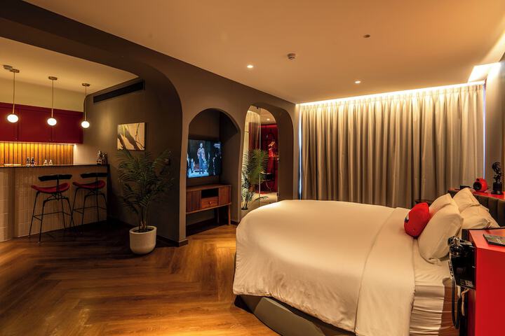 Room 60 of 135