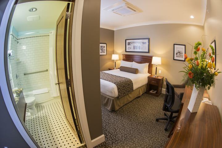 Room 75 of 140