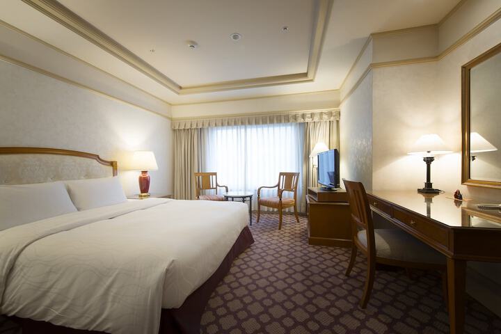 Room 10 of 159