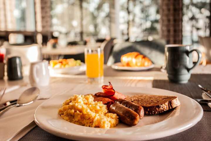 Breakfast/Coffee Service 16 of 24