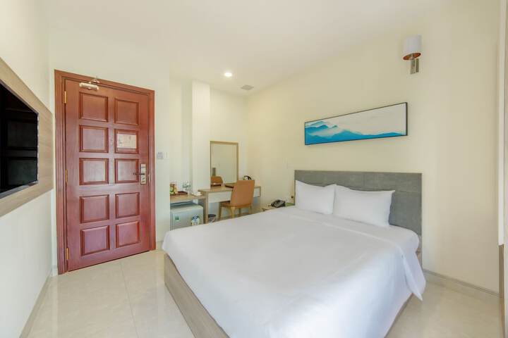 Room 16 of 74