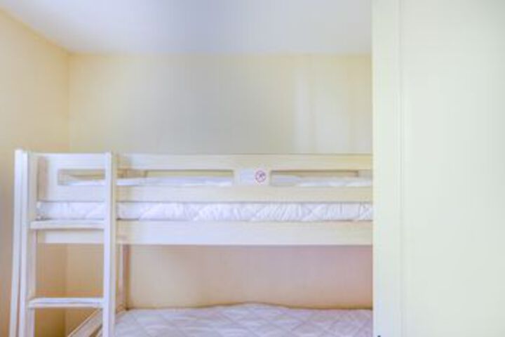 Room 53 of 228
