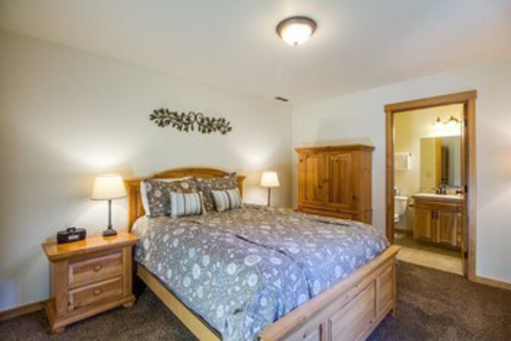 Room 40 of 43