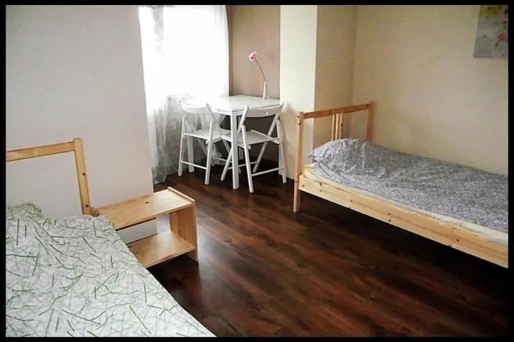 Room 2 of 20