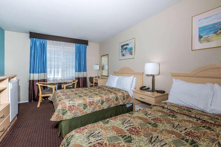 Double Accessible King Size Bed (11 of 11)