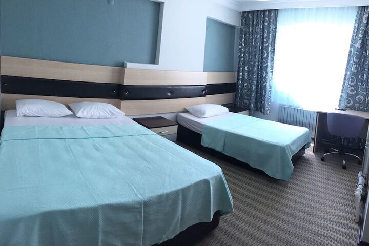 Room 5 of 34