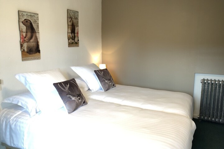 Room 15 of 86