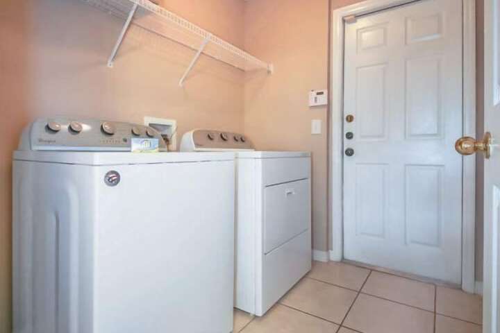 Laundry 15 of 24