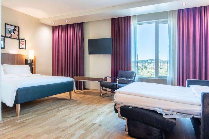 Room 21 of 61