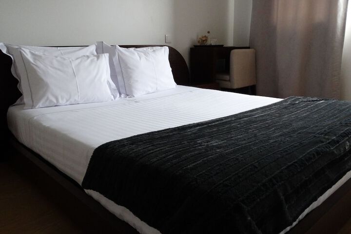 Room 6 of 116