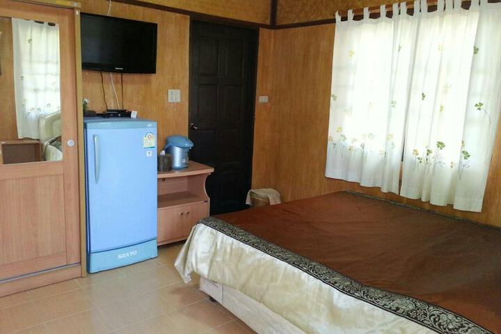 Room 2 of 26