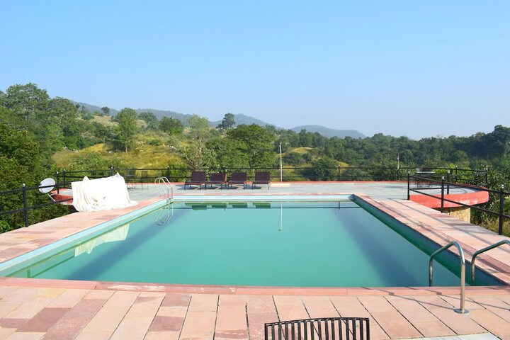 Pool 15 of 59