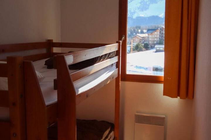 Room 10 of 52