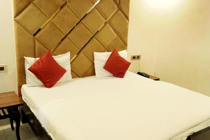 Hotel Raj Mahal