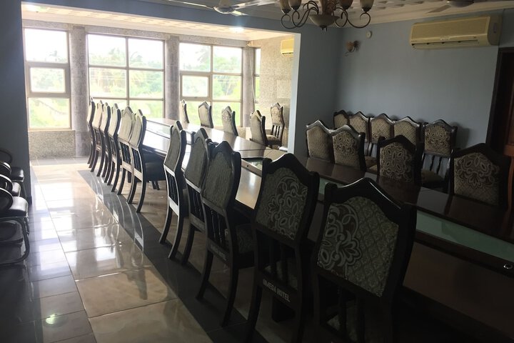 Business Center 18 of 22