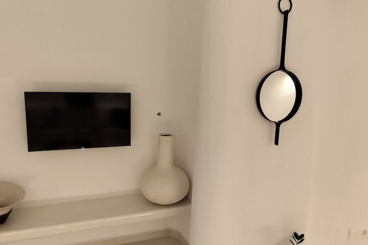 Room 90 of 189