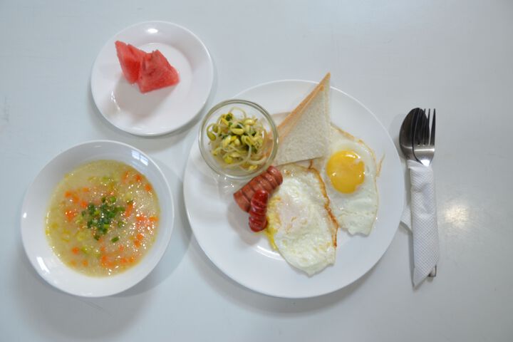 Breakfast/Coffee Service 15 of 68