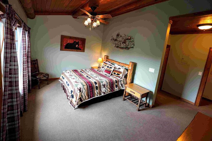 Room 66 of 241
