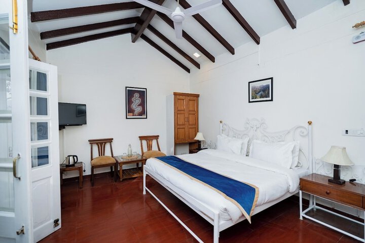 Room 8 of 47
