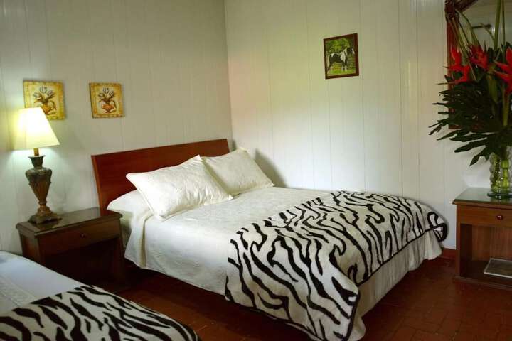 Room 38 of 68