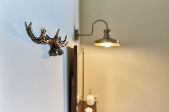Room 34 of 56