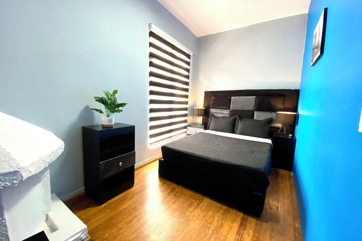 Room 6 of 26