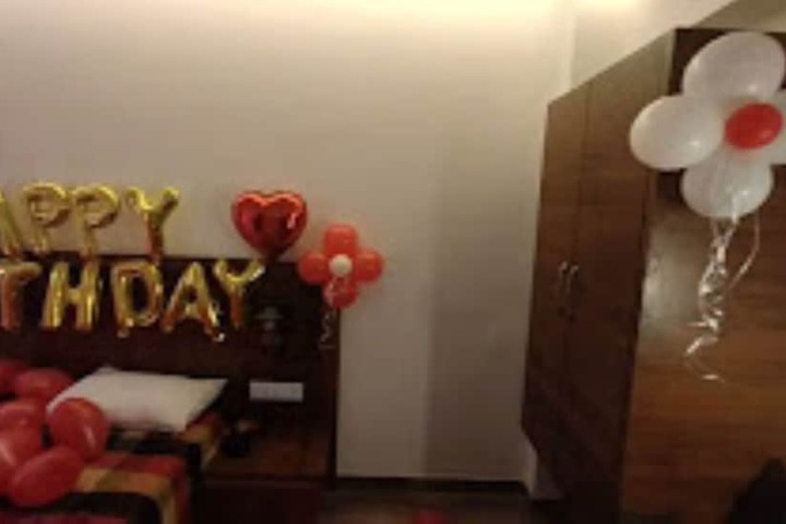 Room 10 of 15