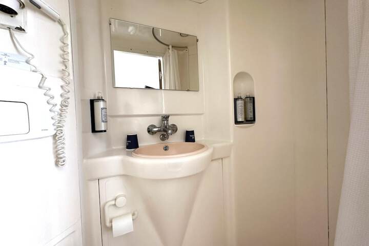 Bath Interior