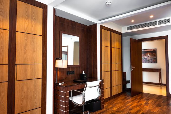 Room 9 of 51