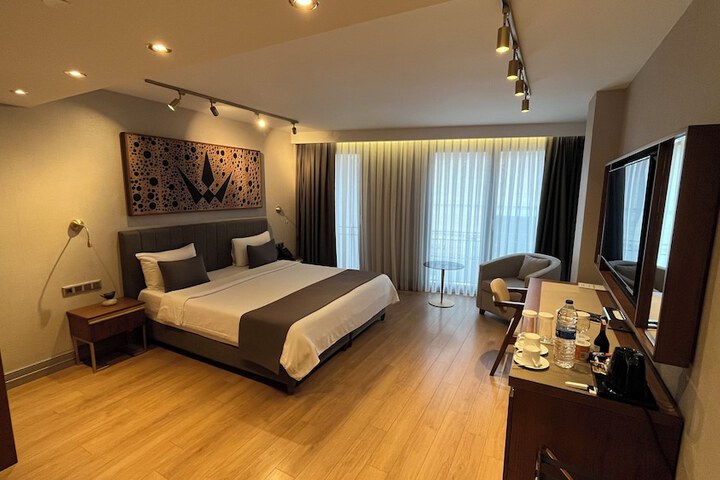 Room 29 of 129