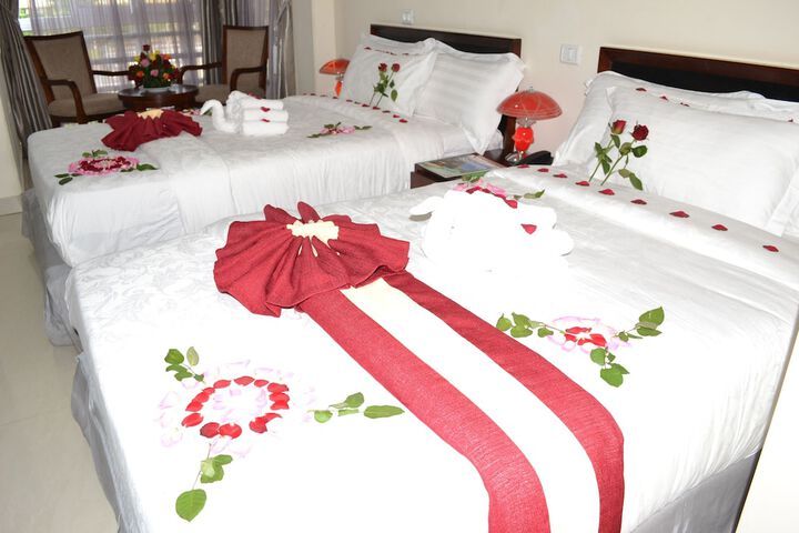 Room 10 of 26