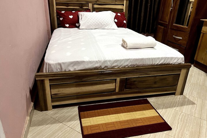 Room 6 of 60