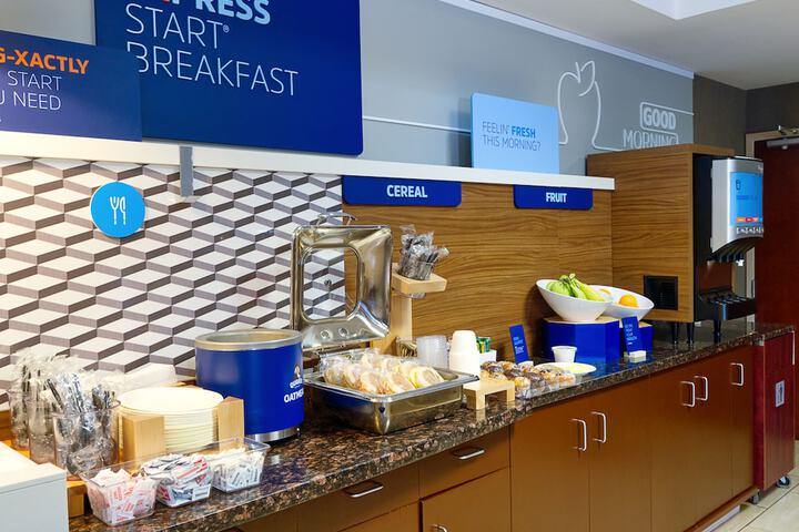 Breakfast/Coffee Service 47 of 58