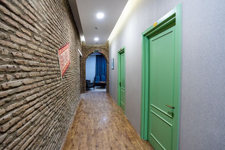 Room 44 of 134