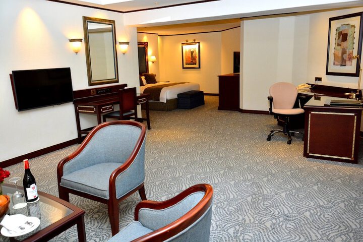 Room 15 of 62