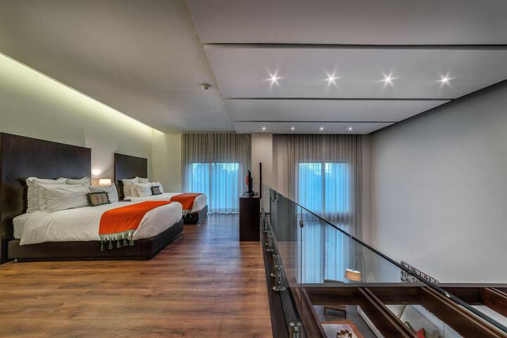 Room 12 of 60