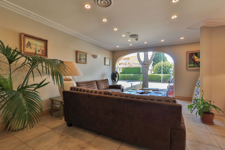 Lobby Entry