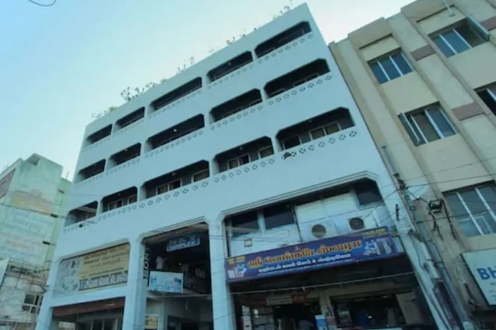 OYO 24579 Flagship Hotel Padmam