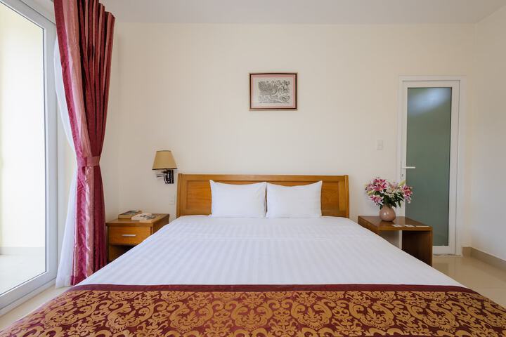 Room 10 of 49