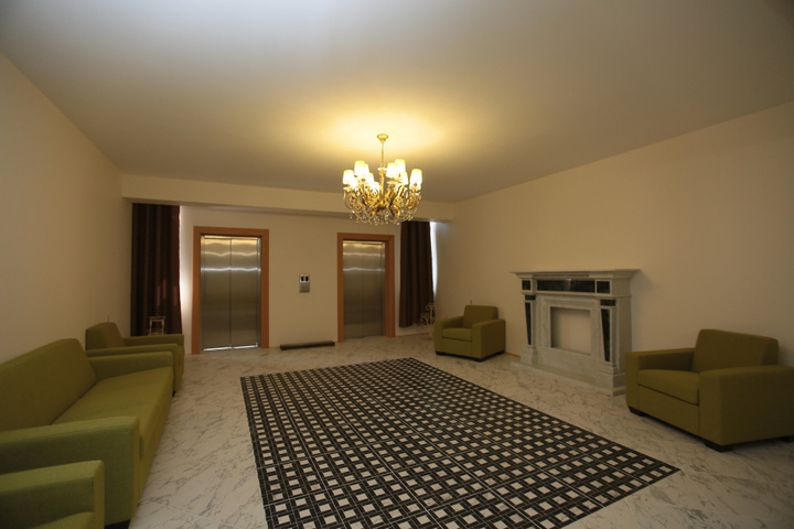Room 7 of 23