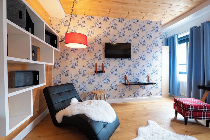 Room 32 of 133