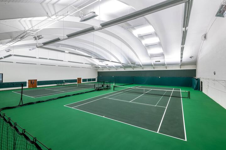 Tennis court
