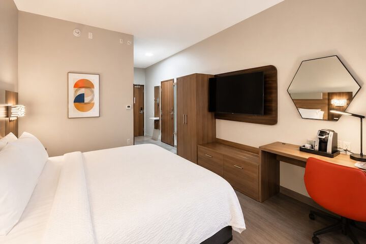 Room 41 of 107