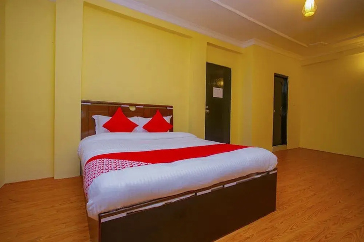 Room 3 of 14