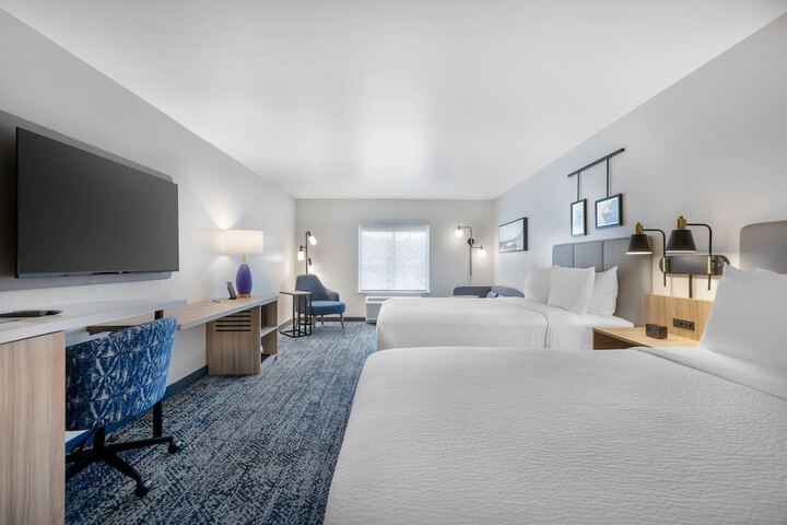Room 26 of 38