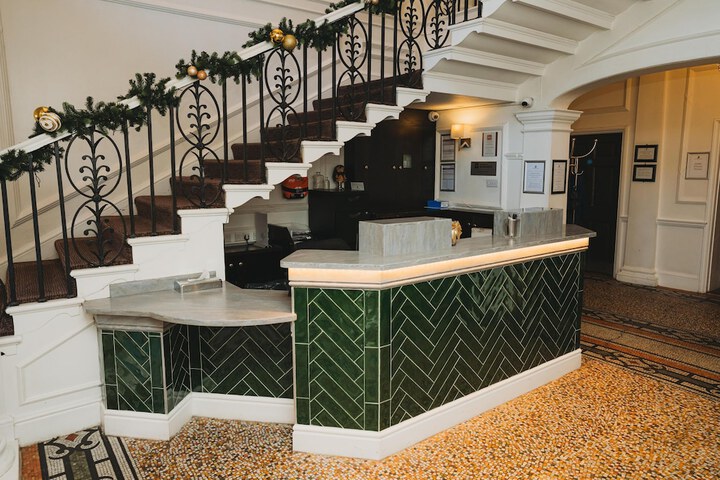 Hotel Interior 4 of 85