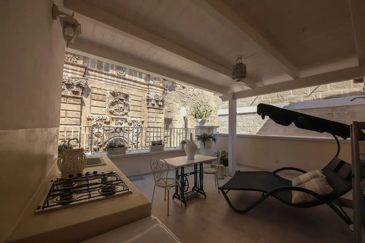 Terrace/Patio 6 of 14