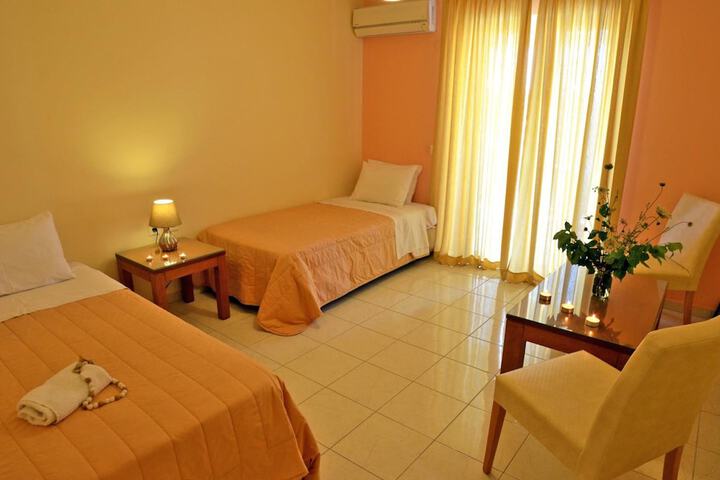 Room 18 of 70