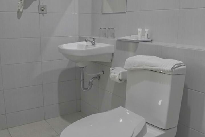 Room 29 of 54