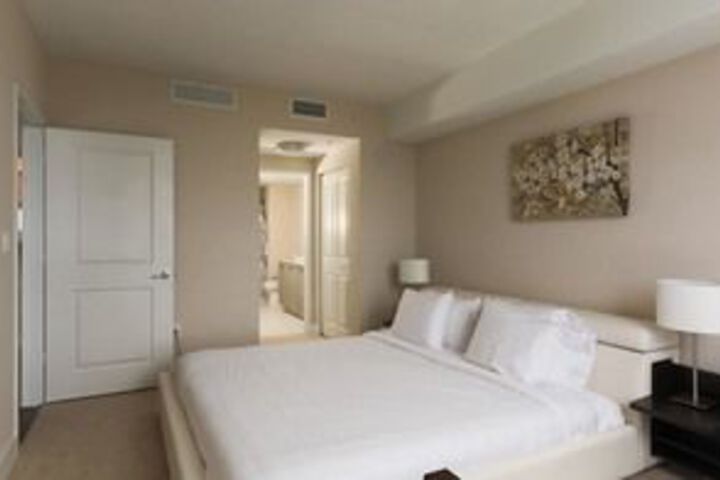 Room 25 of 69